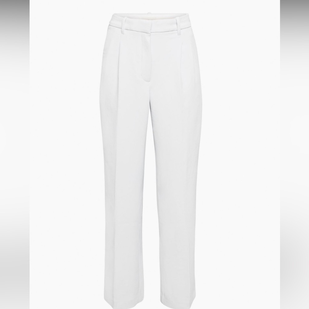 Aritzia Effortless Pants in frozen grey